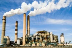 Industria contaminando